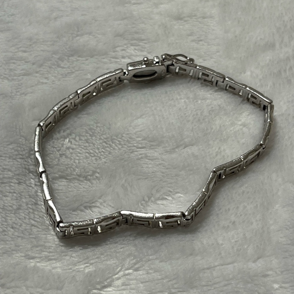 Elegant Silver Bracelet for Women